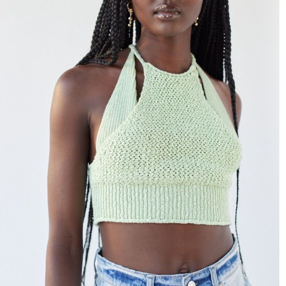 🌿NWT•UO•Crochet•Halter Top•Size M•